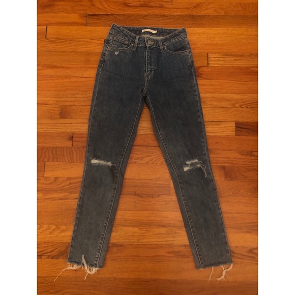 Levi's Denim - 🎀 3 FOR $60 • Levi’s • 721 High Rise Skinny Jeans